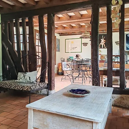 La Maison Bleue *